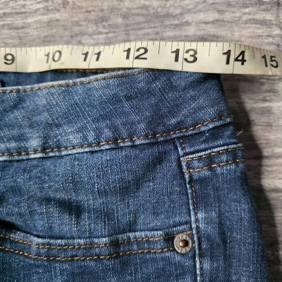 Aeropostale Womens Blue Denim Low Rise Midi Cuffed‎ Jean Shorts Size 4 - Picture 4 of 7